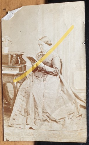 Frau pastor mast - frau, paris
