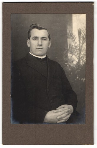 Fotografie junger pastor - junger, im