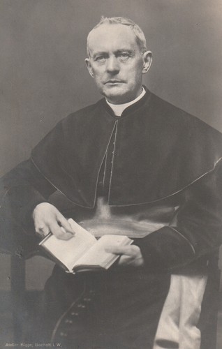 Foto priester pastor - priester,